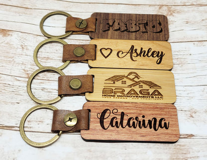 Engraved Custom Wood Keychain - 5th Wooden Anniversary Gift for Husband or Wife - Couples gift, Anniversary Gift, Groomsmen Gift